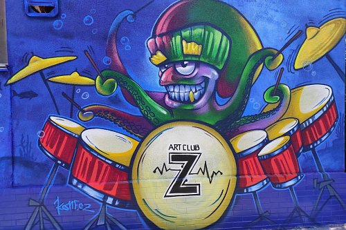Malba chobotnice na hudební klub ve Frýdku-Místku