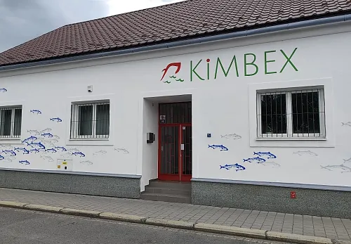 Logo a grafika na fasádu prodejny mořských ryb